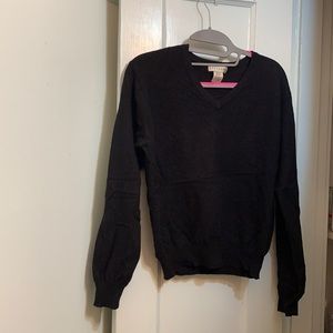 Women’s back v-neck cashmere sweater